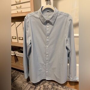Lululemon large Men's Blue Striped Shirt